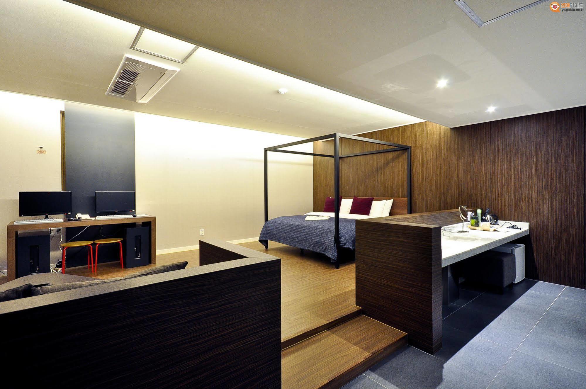 Boutique H Hotel Daegu Ngoại thất bức ảnh