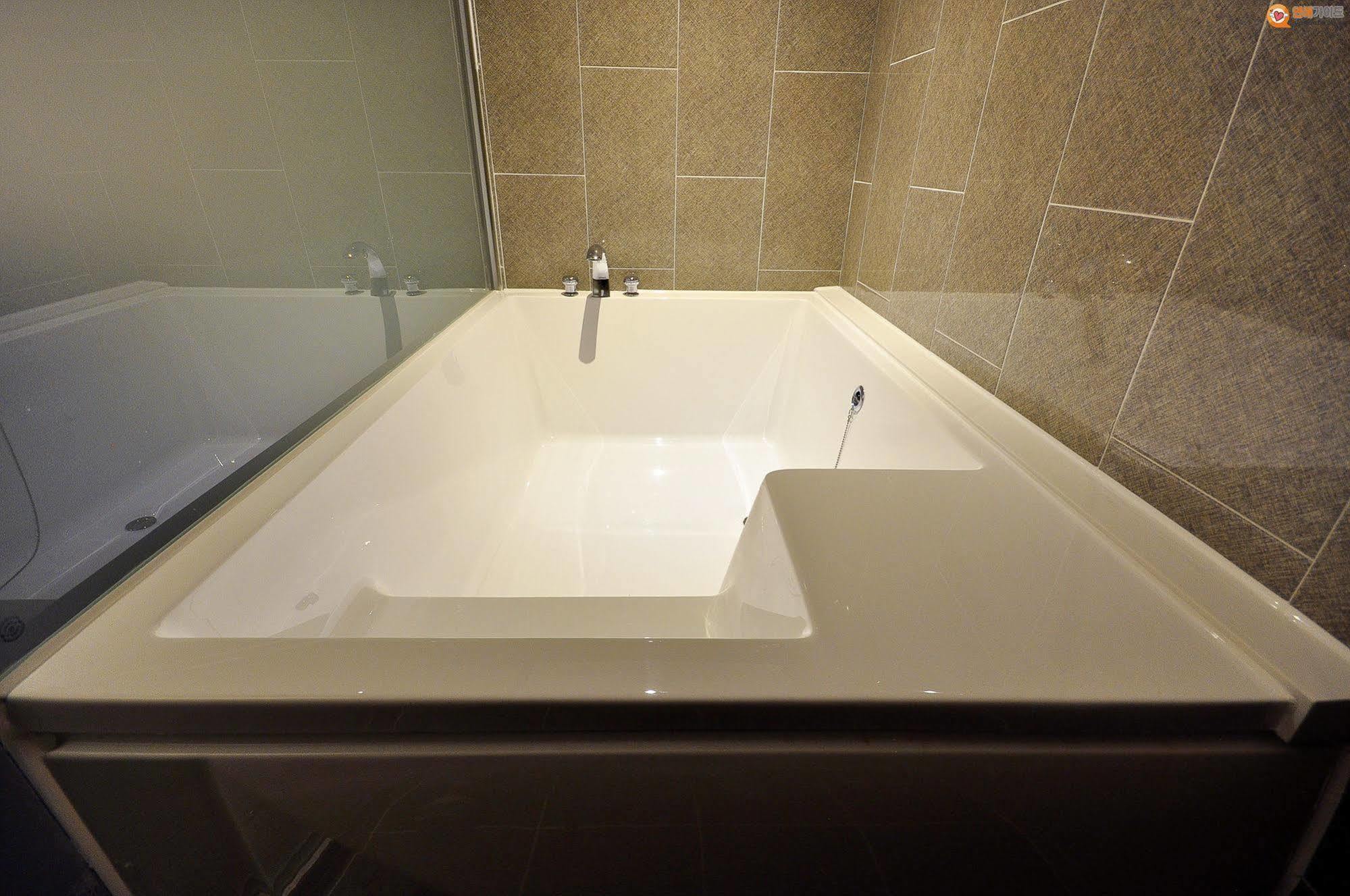 Boutique H Hotel Daegu Ngoại thất bức ảnh