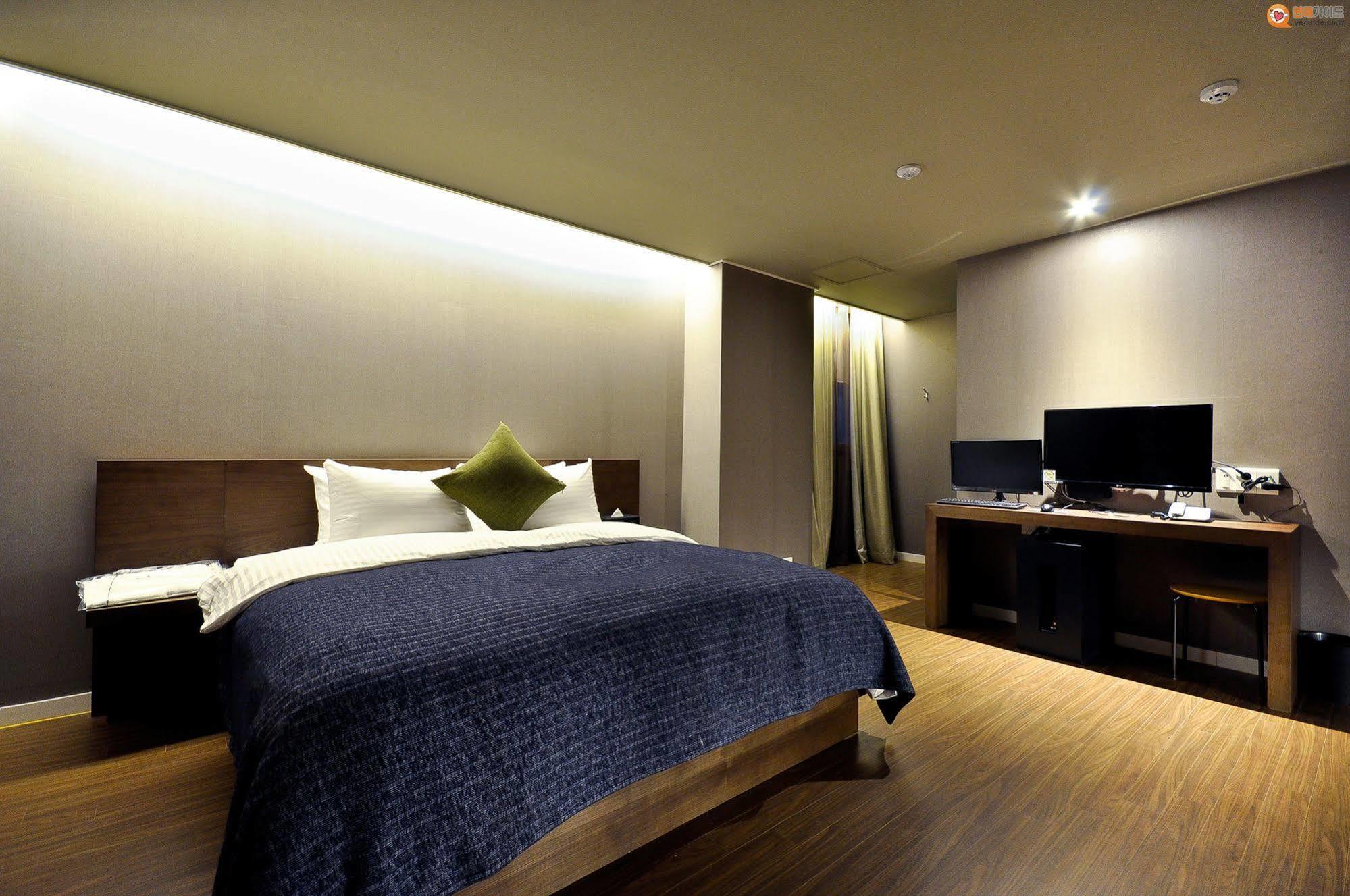 Boutique H Hotel Daegu Ngoại thất bức ảnh